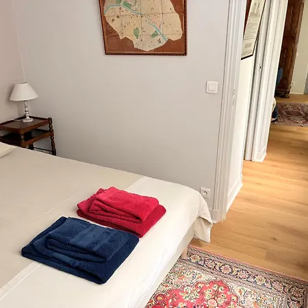 Apartment Champs Elysees