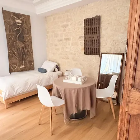 Champs Elysees Apartman *